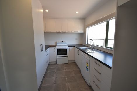 Photo of property in 12 Ahuriri Drive, Omarama, 9412