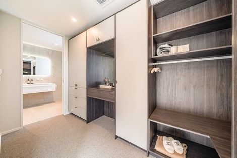 Photo of property in 43 Paekakariki Hill Road, Pauatahanui, Porirua, 5381