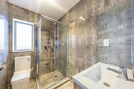 Photo of property in 28a Fernaig Street, Papakura, 2110