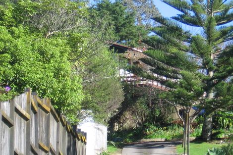 Photo of property in 15 Wirihana Road, Titirangi, Auckland, 0604