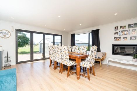 Photo of property in 232 Woodside Road, Matangi, Hamilton, 3284