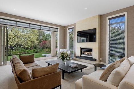 Photo of property in 47 Waiwetu Street, Fendalton, Christchurch, 8052
