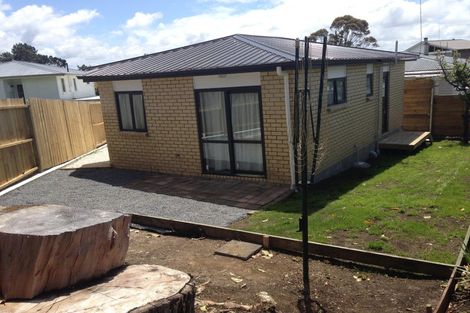 Photo of property in 26 Nile Road, Kelston, Auckland, 0602