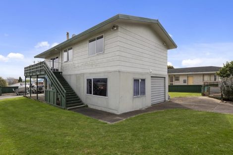 Photo of property in 2 Ngaparaoa Drive, Maketu, Te Puke, 3189