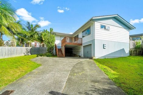 Photo of property in 1/325 Triangle Road, Massey, Auckland, 0614