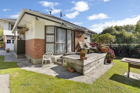 Photo of property in 65 Kamahi Street, Stokes Valley, Lower Hutt, 5019
