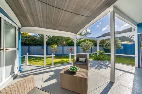 Photo of property in 3 Wyoming Grove, Totara Park, Upper Hutt, 5018