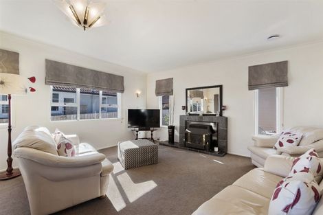 Photo of property in 2/39 Jutland Road, Hauraki, Auckland, 0622