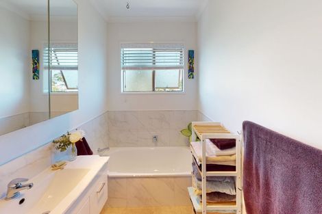 Photo of property in 19 Akepiro Place, Tawhero, Whanganui, 4501