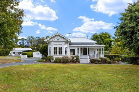 Photo of property in 1073 Kahikatea Flat Road, Waitoki, Kaukapakapa, 0871