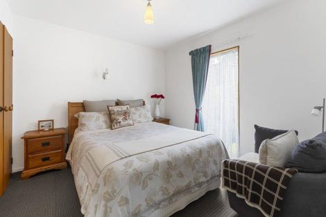 Photo of property in 25c Williams Street, Sunshine Bay, Queenstown, 9300