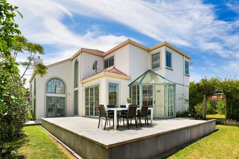 Photo of property in 21 Te Hoe Grove, Pinehill, Auckland, 0632