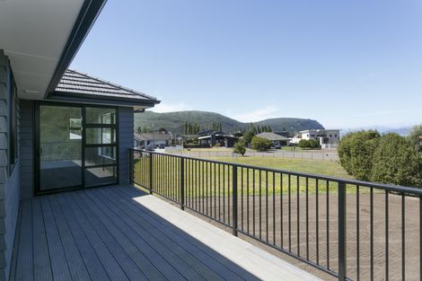 Photo of property in 9 Okaia Drive, Kinloch, Taupo, 3377
