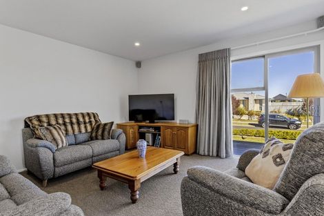 Photo of property in 6 Raupo Crescent, Wharewaka, Taupo, 3330