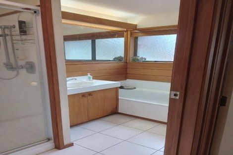 Photo of property in 8b Island View Terrace, Cockle Bay, Auckland, 2014