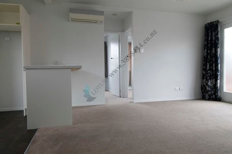 Photo of property in 39 Prestons Road, Redwood, Christchurch, 8051