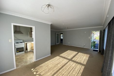 Photo of property in 1/27 Corunna Road, Milford, Auckland, 0620