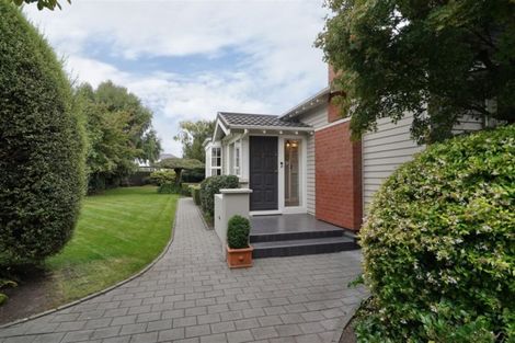 Photo of property in 26 Alpha Avenue, Strowan, Christchurch, 8052