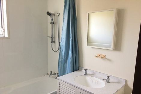 Photo of property in 2/16 Mulberry Place, Redwood, Christchurch, 8051