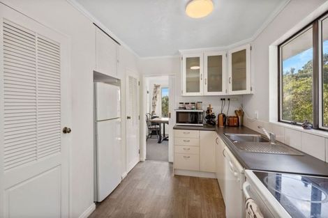 Photo of property in 16 Longitude Place, Whitby, Porirua, 5024