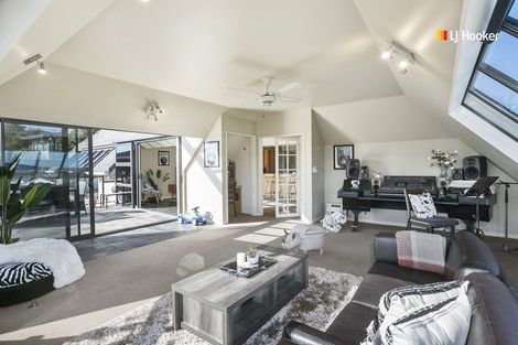 Photo of property in 225 Larnach Road, Waverley, Dunedin, 9013