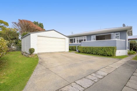 Photo of property in 74 Queen Road, Bellevue, Tauranga, 3110