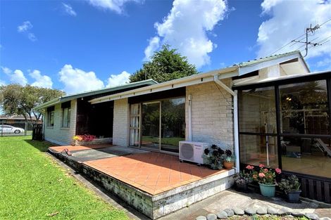 Photo of property in 29 Waimai Avenue, Weymouth, Auckland, 2103