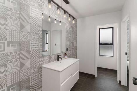 Photo of property in 5 Power Place, Rolleston, 7615