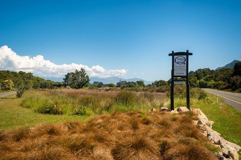 Photo of property in Twin Waters Lodge, 30 Totara Avenue, Collingwood, 7073