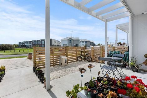 Photo of property in 41a Soaring Bird Drive, Takanini, 2112