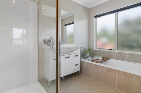 Photo of property in 21 Wakefield Drive, Bethlehem, Tauranga, 3110