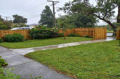 Photo of property in 477d Riverside Drive, Fairfield, Lower Hutt, 5011