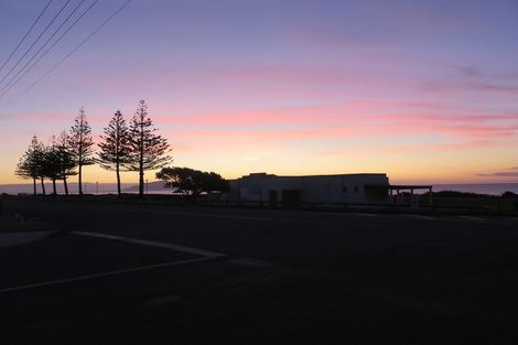 Photo of property in 4 Rupini Street, Otaki Beach, Otaki, 5512