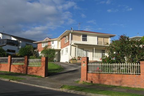 Photo of property in 4 Bank Street, Hillcrest, Auckland, 0627