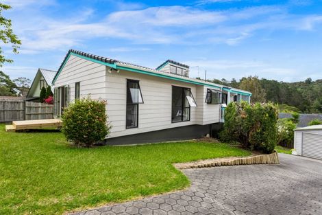 Photo of property in 44 Hale Crescent, Bayview, Auckland, 0629