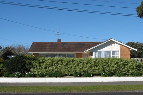 Photo of property in 15 Ashbury Avenue, Silverdale, Hamilton, 3216