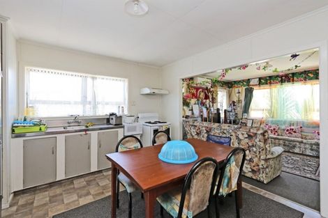 Photo of property in 14 Richmond Street, Maraenui, Napier, 4110