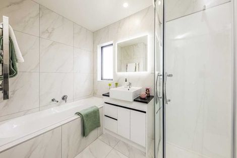 Photo of property in 55a Soaring Bird Drive, Takanini, 2112