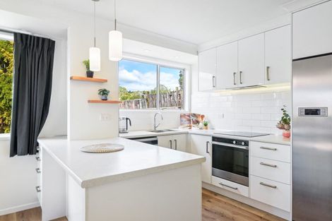 Photo of property in 28 Utuhina Road, Springfield, Rotorua, 3015