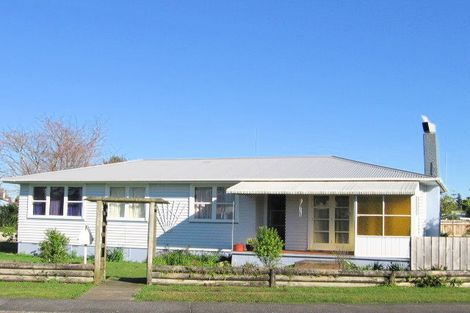 Photo of property in 2 Brightwell Street, Papakura, 2110