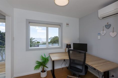 Photo of property in 20 Pingau Street, Paekakariki, 5034