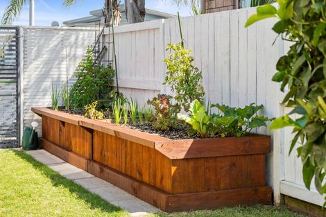 Photo of property in 2 Toetoe Street, Papamoa Beach, Papamoa, 3118