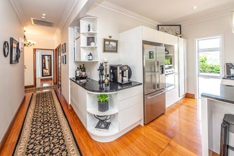 Photo of property in 19 Kent Road, Saint Johns Hill, Whanganui, 4501