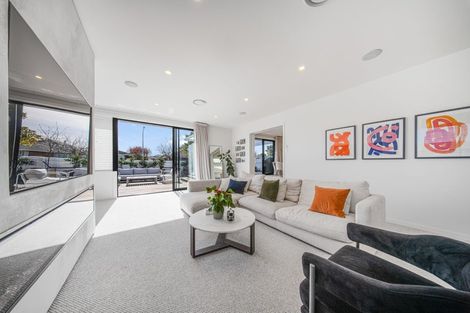 Photo of property in 23 Birkenhead Street, Avonhead, Christchurch, 8042