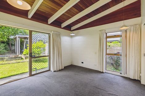 Photo of property in 15 Winara Avenue, Waikanae, 5036