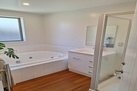 Photo of property in 12 Orewa Close, Parklands, Christchurch, 8083