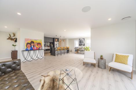 Photo of property in 19 Ashton Place, Highbury, Palmerston North, 4412