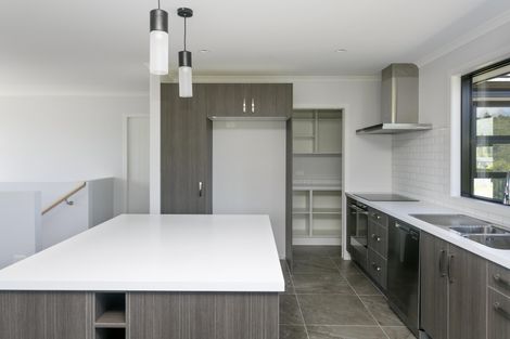 Photo of property in 9 Okaia Drive, Kinloch, Taupo, 3377