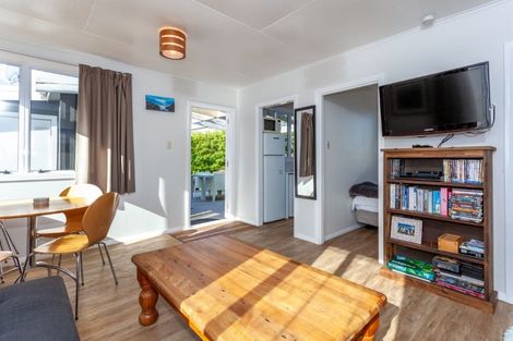 Photo of property in 104 Riverview Road, Whangamata, 3620