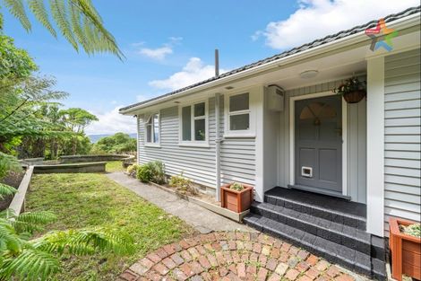 Photo of property in 79 Miromiro Road, Normandale, Lower Hutt, 5010